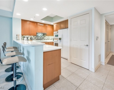 2748 Tiburon Boulevard E - Photo Thumbnail 10