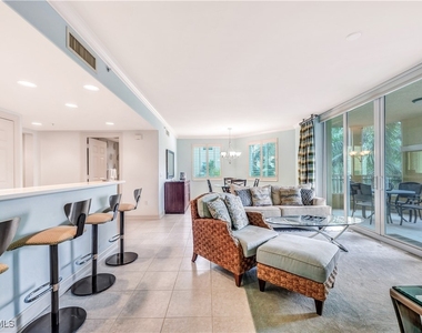 2748 Tiburon Boulevard E - Photo Thumbnail 8