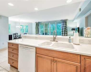 2748 Tiburon Boulevard E - Photo Thumbnail 13