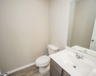 5463 Grand View Drive - Photo Thumbnail 18
