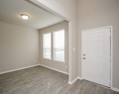 5463 Grand View Drive - Photo Thumbnail 1