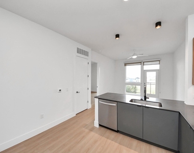 2810 Riverby Road - Photo Thumbnail 6
