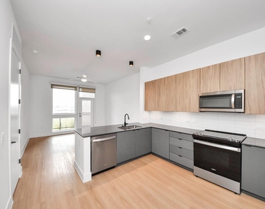 2810 Riverby Road - Photo Thumbnail 2