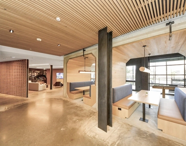 2810 Riverby Road - Photo Thumbnail 20