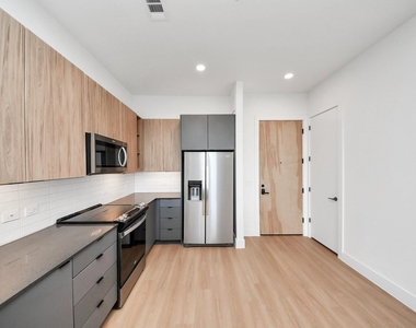 2810 Riverby Road - Photo Thumbnail 4
