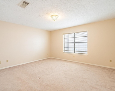 2306 Potomac Drive - Photo Thumbnail 16