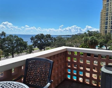 4015 Bayshore Boulevard - Photo Thumbnail 14