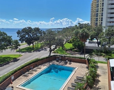 4015 Bayshore Boulevard - Photo Thumbnail 15