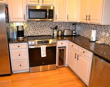 11158 Kapok Grand Circle - Photo Thumbnail 1