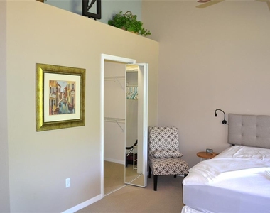 11158 Kapok Grand Circle - Photo Thumbnail 14