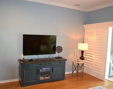11158 Kapok Grand Circle - Photo Thumbnail 6