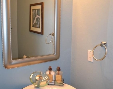 11158 Kapok Grand Circle - Photo Thumbnail 10