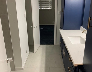 29229 Sheffield Road - Photo Thumbnail 8