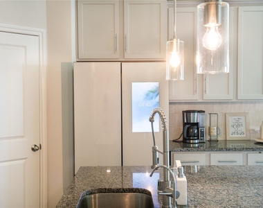 835 Sarasota Shore Dr Drive - Photo Thumbnail 5