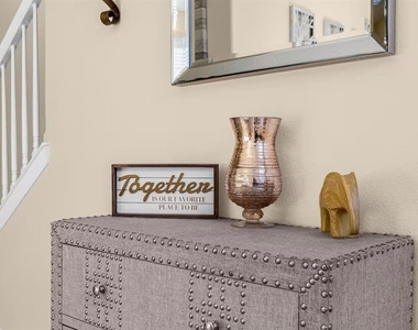 8802 Bamboo Palm Court - Photo Thumbnail 14
