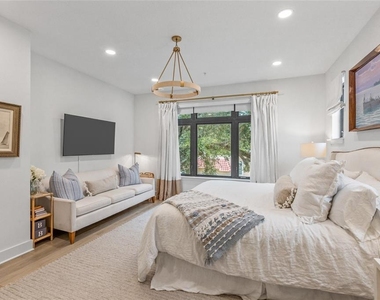 758 Highland Avenue - Photo Thumbnail 20