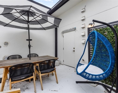 758 Highland Avenue - Photo Thumbnail 29