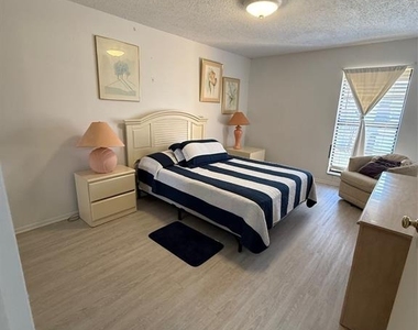 6206 Raintree Drive - Photo Thumbnail 13