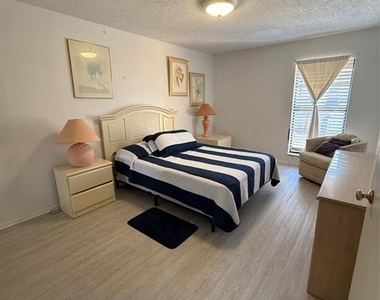 6206 Raintree Drive - Photo Thumbnail 14
