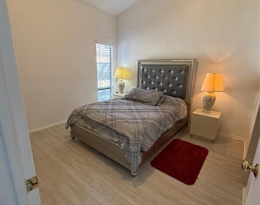 6206 Raintree Drive - Photo Thumbnail 7