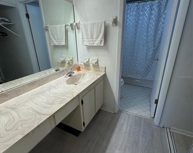6206 Raintree Drive - Photo Thumbnail 9