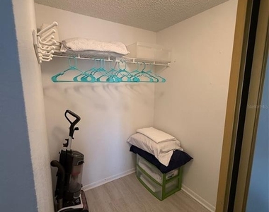 6206 Raintree Drive - Photo Thumbnail 12