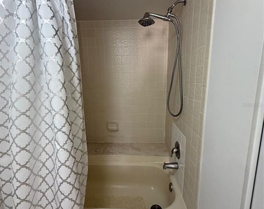 6206 Raintree Drive - Photo Thumbnail 11