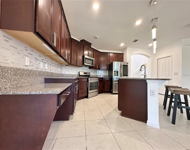 177 Bella Verano Way - Photo Thumbnail 8
