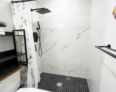 1414 E Harding Street - Photo Thumbnail 21