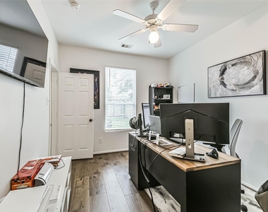 22538 Goss Spring Court - Photo Thumbnail 9