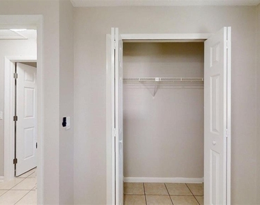 224 W Mcclendon Street - Photo Thumbnail 20