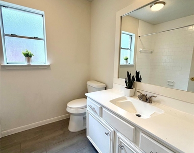 19114 Indian Grass Drive - Photo Thumbnail 12