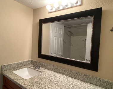 12625 Memorial Drive - Photo Thumbnail 5