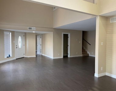 12625 Memorial Drive - Photo Thumbnail 2
