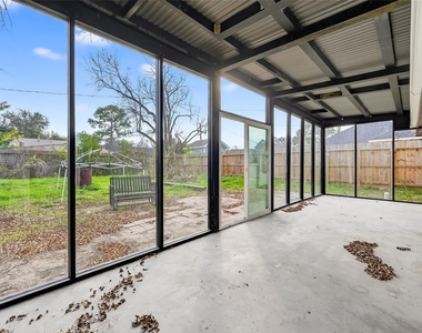 11107 Cedarview Lane - Photo Thumbnail 34