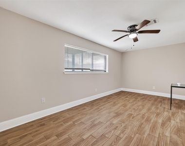 11107 Cedarview Lane - Photo Thumbnail 28