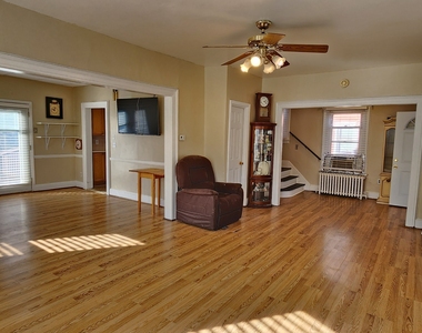52 Davis Street - Photo Thumbnail 6