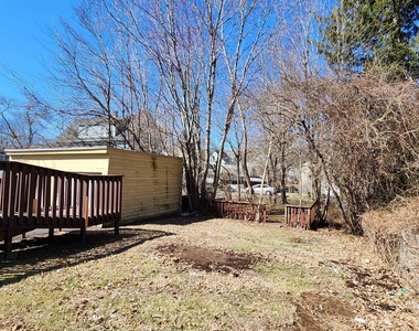 52 Davis Street - Photo Thumbnail 27