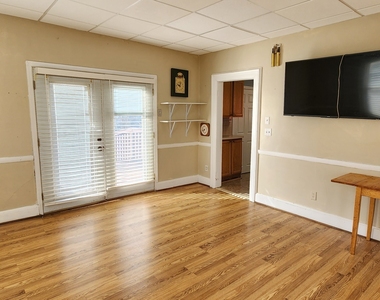 52 Davis Street - Photo Thumbnail 8