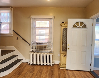 52 Davis Street - Photo Thumbnail 15