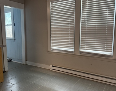 158 Alder Street - Photo Thumbnail 16
