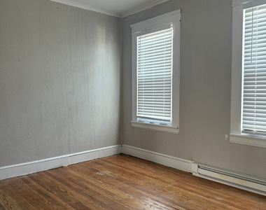 158 Alder Street - Photo Thumbnail 6