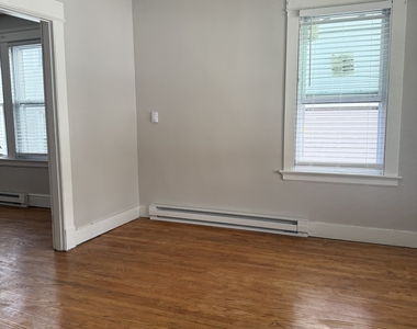 158 Alder Street - Photo Thumbnail 3