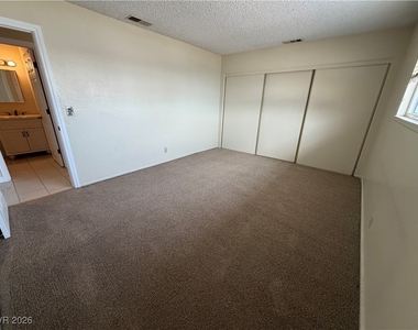 4734 Roberta Street - Photo Thumbnail 13