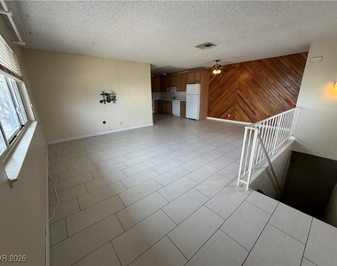 4734 Roberta Street - Photo Thumbnail 3