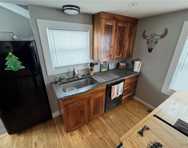 9646 River Road - Photo Thumbnail 3