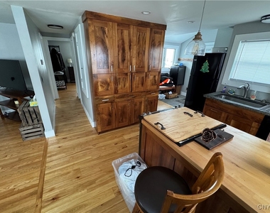 9646 River Road - Photo Thumbnail 2