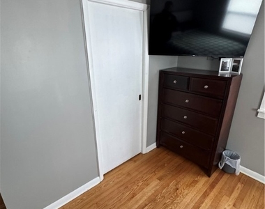 9646 River Road - Photo Thumbnail 7