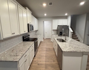 116 Maple Trail - Photo Thumbnail 1
