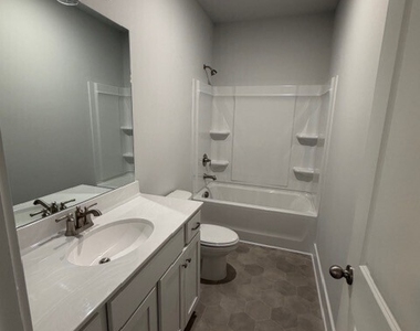 110 Maple Trail - Photo Thumbnail 5